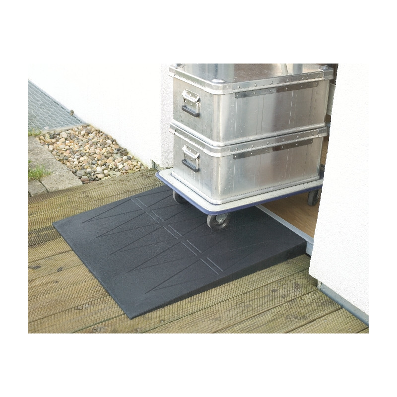 Nájazdová rampa klinová 76,2 x 76,2 x 5,7 cm