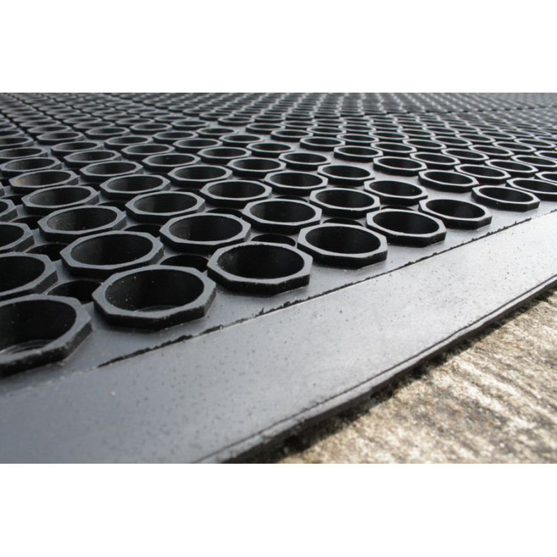 Protiúnavová gastro rohož s otvormi 25% nitril 90 x 150 cm