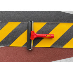 Pritlačný gumový valček na lepenie pások a profilov, šírka 15 cm