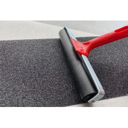 Pritlačný gumový valček na lepenie pások a profilov, šírka 20 cm