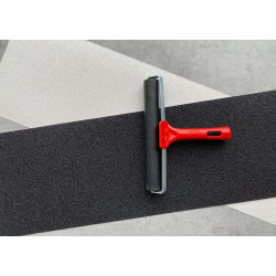 Pritlačný gumový valček na lepenie pások a profilov, šírka 20 cm