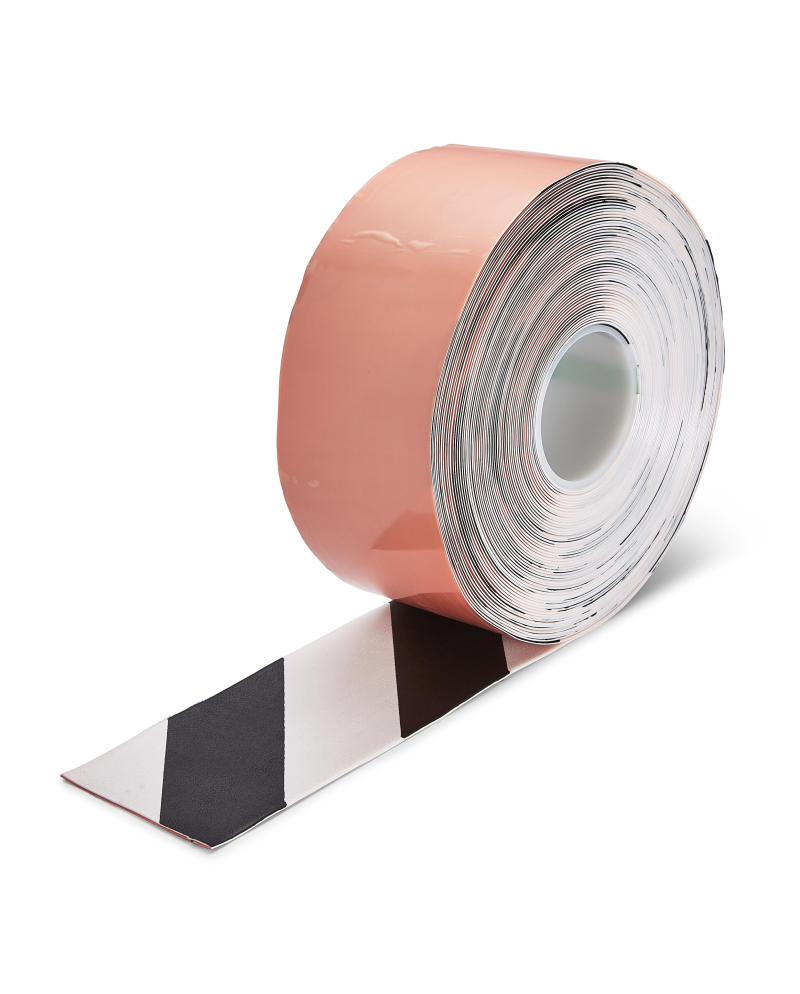 Extra odolná značkovacia páska s nájazdovou hranou 100 mm x 30 m, čiernobiela