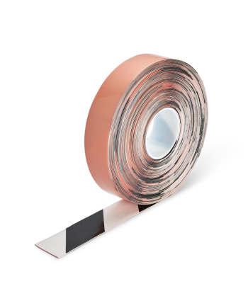 Extra odolná značkovacia páska s nájazdovou hranou 50 mm x 30 m, čiernobiela