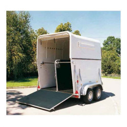 Stajňová gumová rohož na rampy a prepravné boxy
