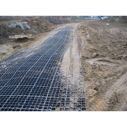 Zatrávňovacia plastová dlažba