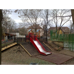 Zatrávňovacia plastová dlažba