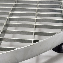 Vstupná polkruhová vonkajšia oceľová rohož 40 x 80 cm