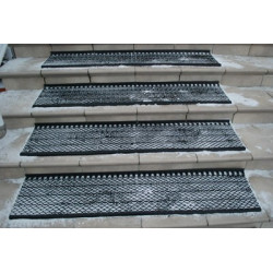 Protišmyková schodová rohož z odolného PVC