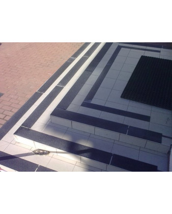 Protišmykový pás 100 x 1220 mm